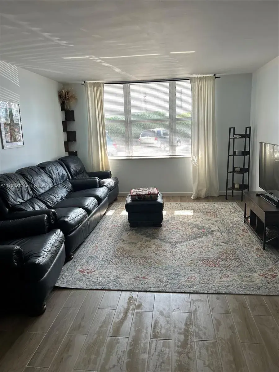 2 bedroom 2 bath Residential for sale at 1913 S OCEAN DR # 129, Hallandale Beach FL 33009