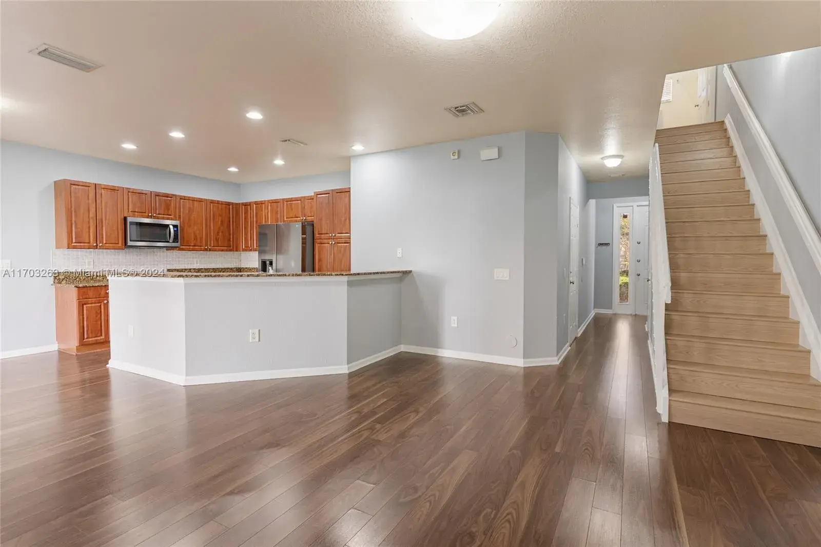 4789 Preserve St, Coconut Creek FL 33073