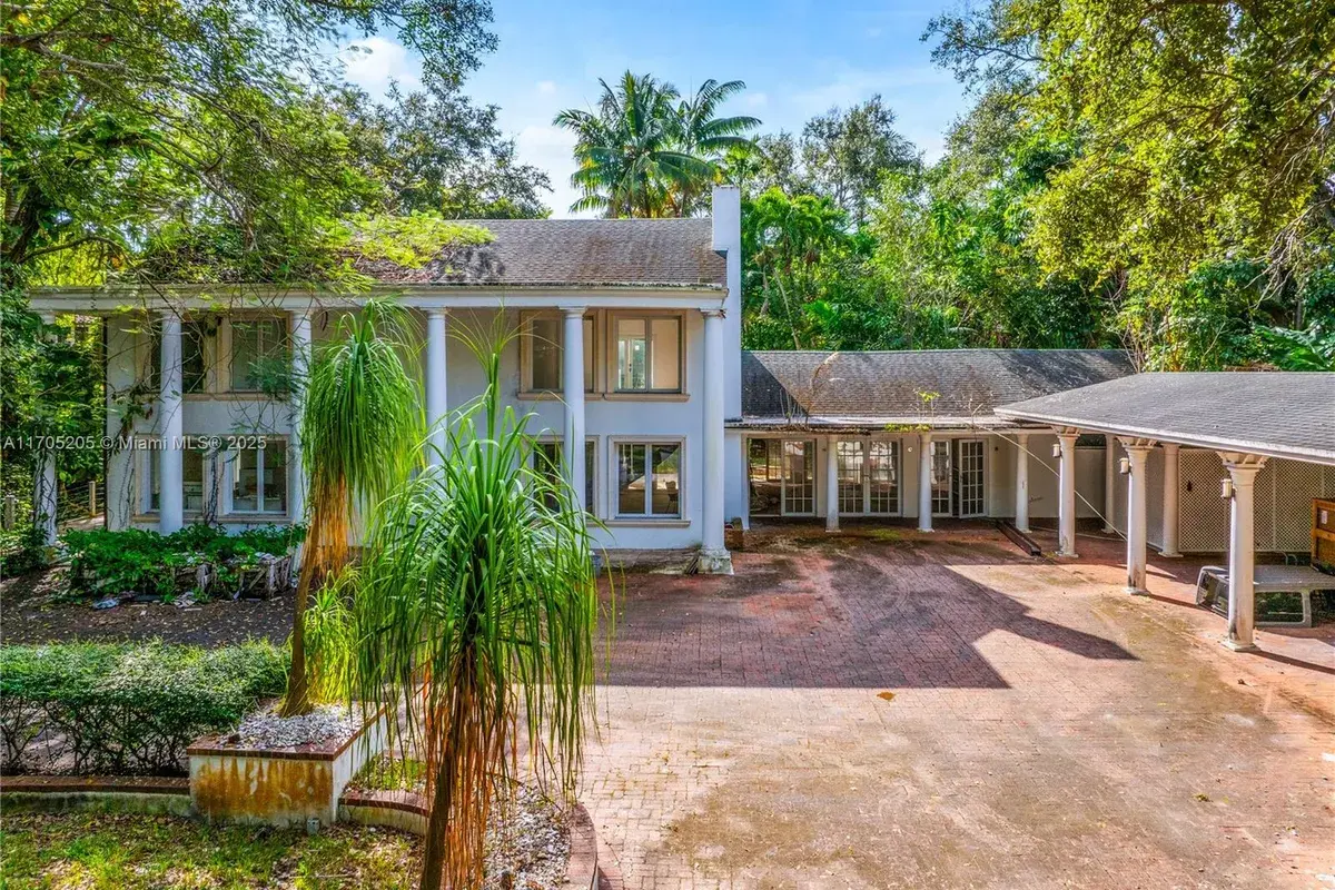 3720 Poinciana Ave, Miami FL 33133