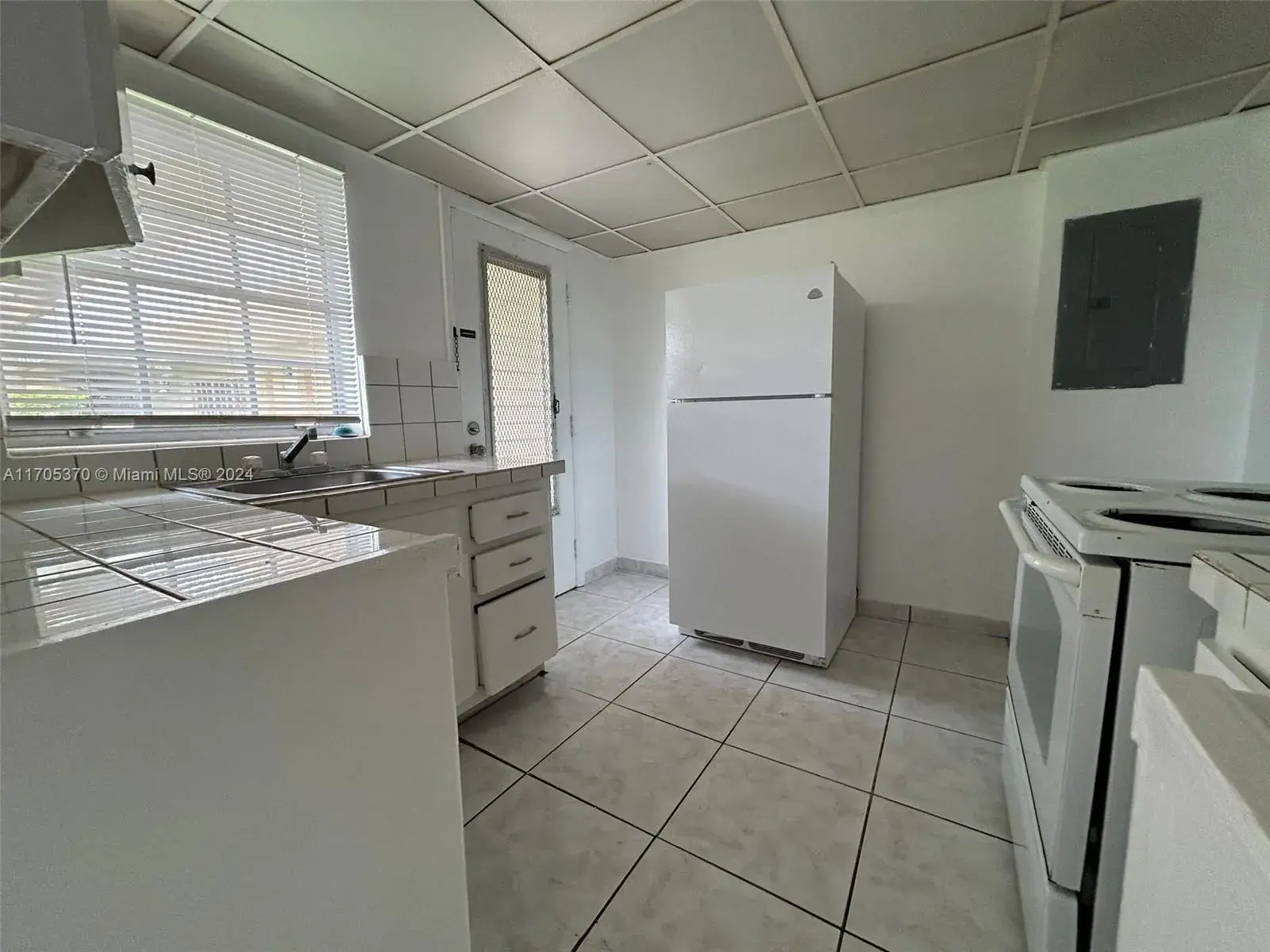 11855 NE 19th Dr # 8, North Miami FL 33181