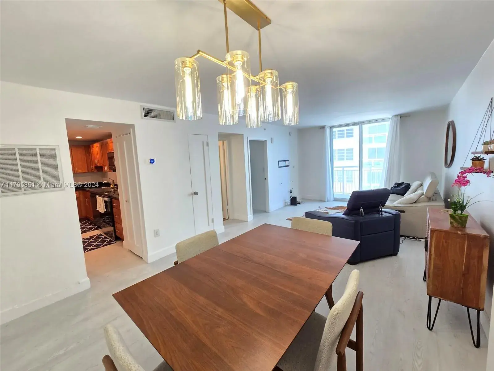 6969 Collins Ave # 406, Miami Beach FL 33141