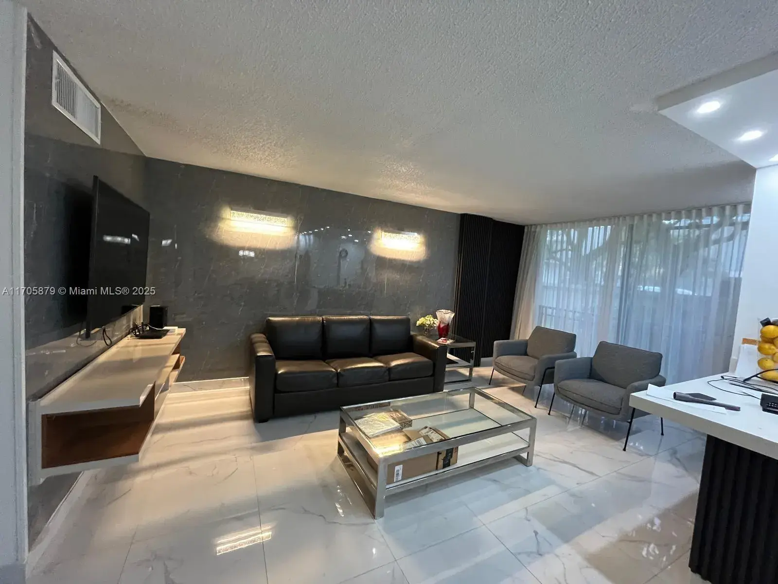 16909 N Bay Rd # 112, Sunny Isles Beach FL 33160