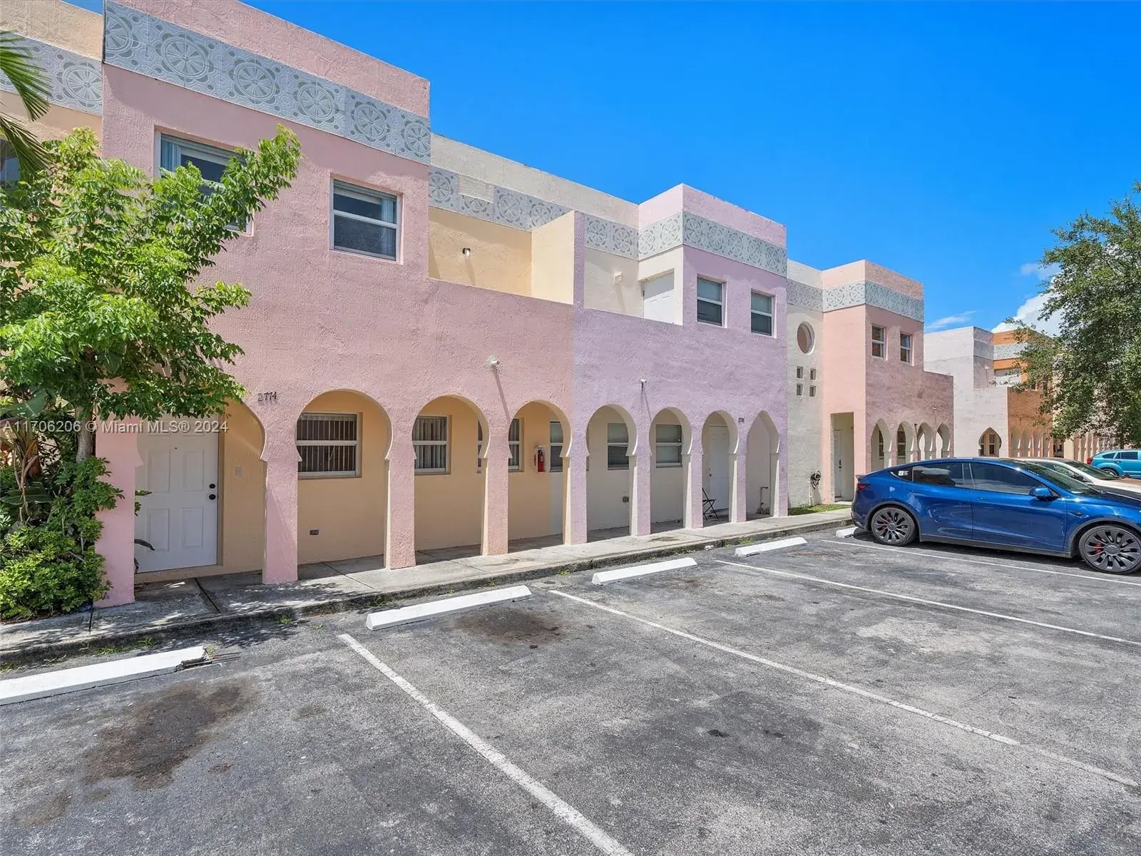 2774 NW 131st St, Opa-Locka FL 33054