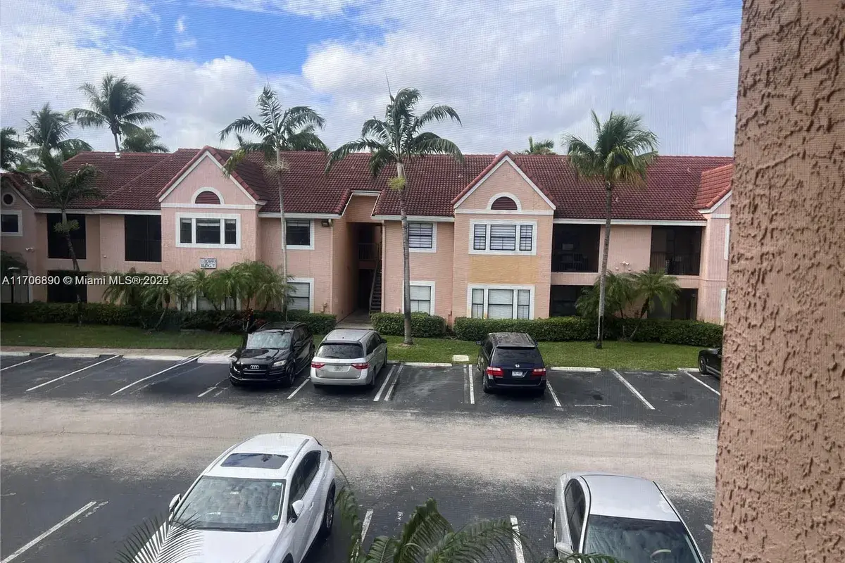 10441 SW 156th # 425, Miami FL 33196