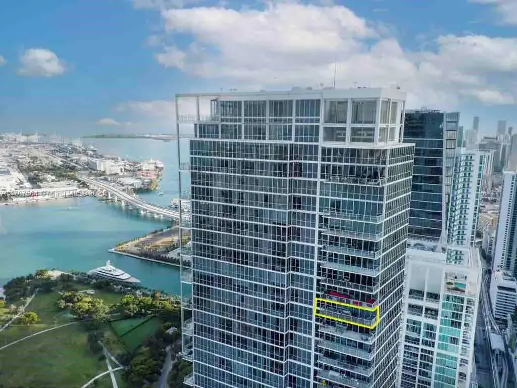 2 bedroom 2 bath Residential Lease for rent at 1100 Biscayne Blvd # 5507, Miami FL 33132