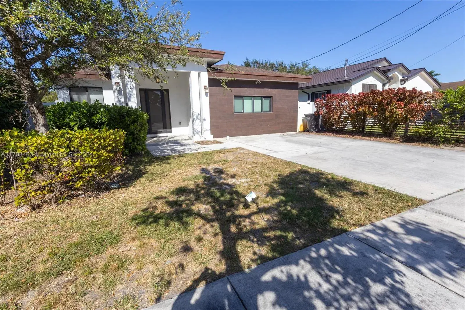 3 bedroom 2 bath Residential Lease for rent at 5743 SW 18th St # 5743, West Park FL 33023