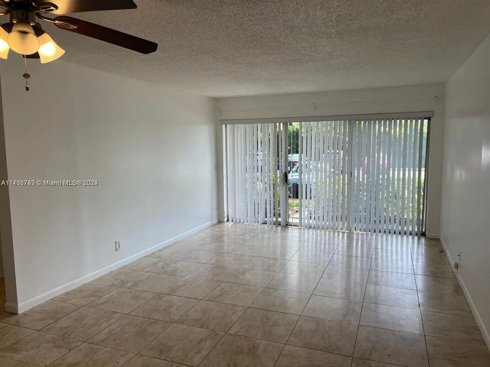8741 Wiles Rd # 103, Coral Springs FL 33067
