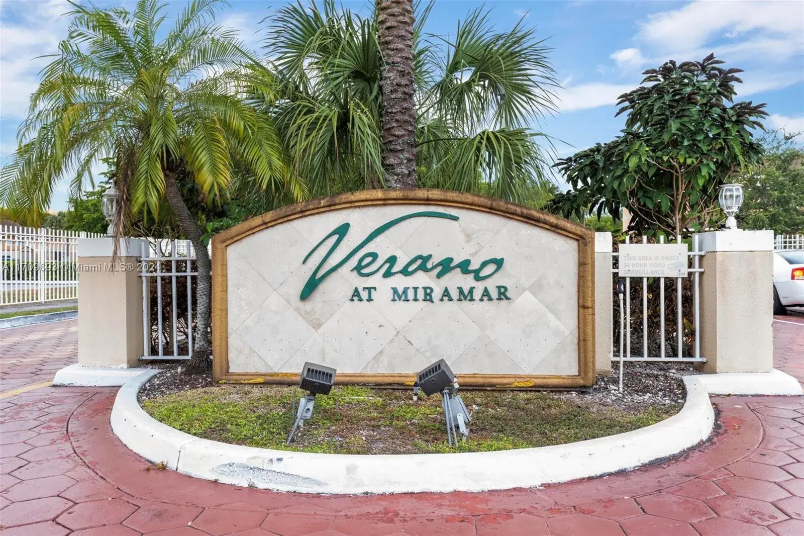 2 bedroom 2 bath Residential for sale at 8024 SW 21st Ct # 8024, Miramar FL 33025