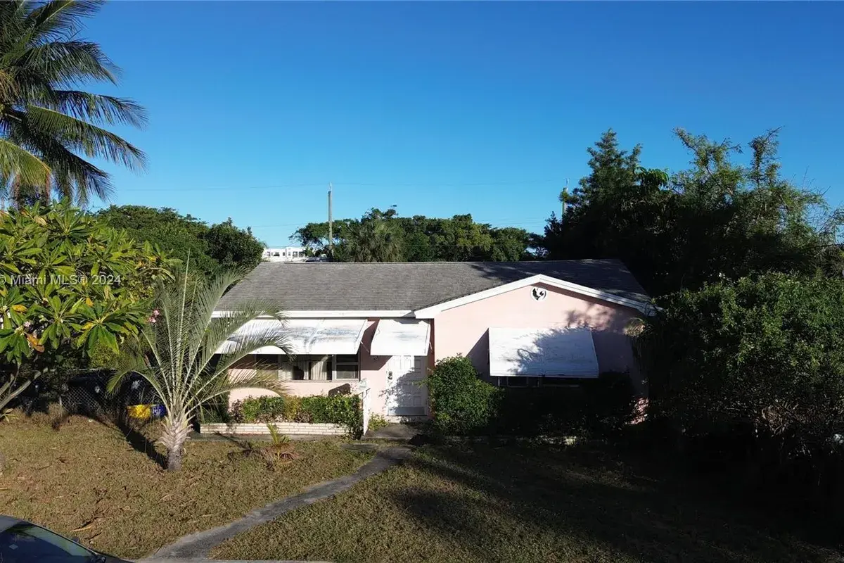 8 S C St, Lake Worth FL 33460