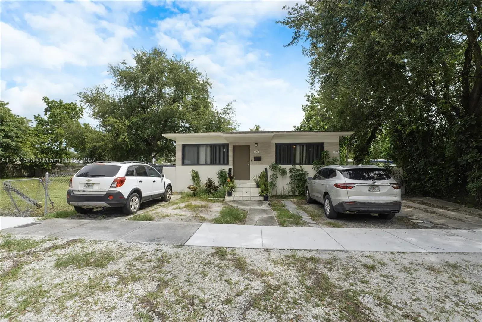 Residential Income for sale at 175 NW 68th St, Miami FL 33150