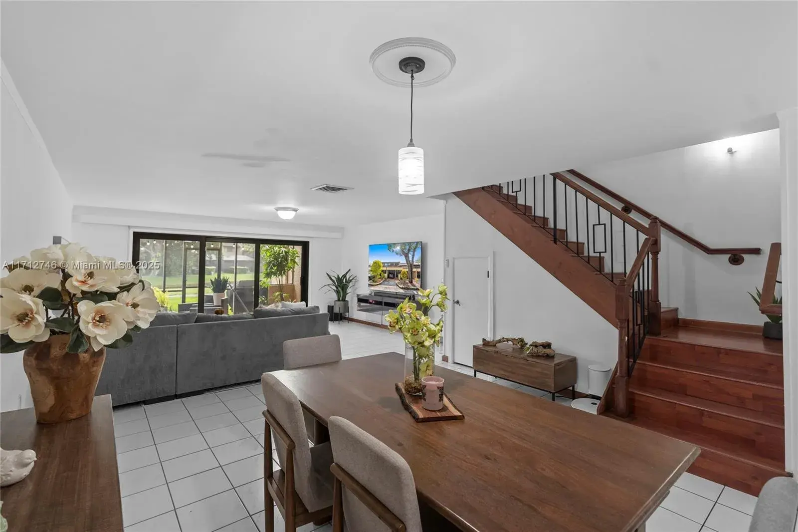 3 bedroom 2 bath Residential Lease for rent at 3847 Estepona Ave, Doral FL 33178
