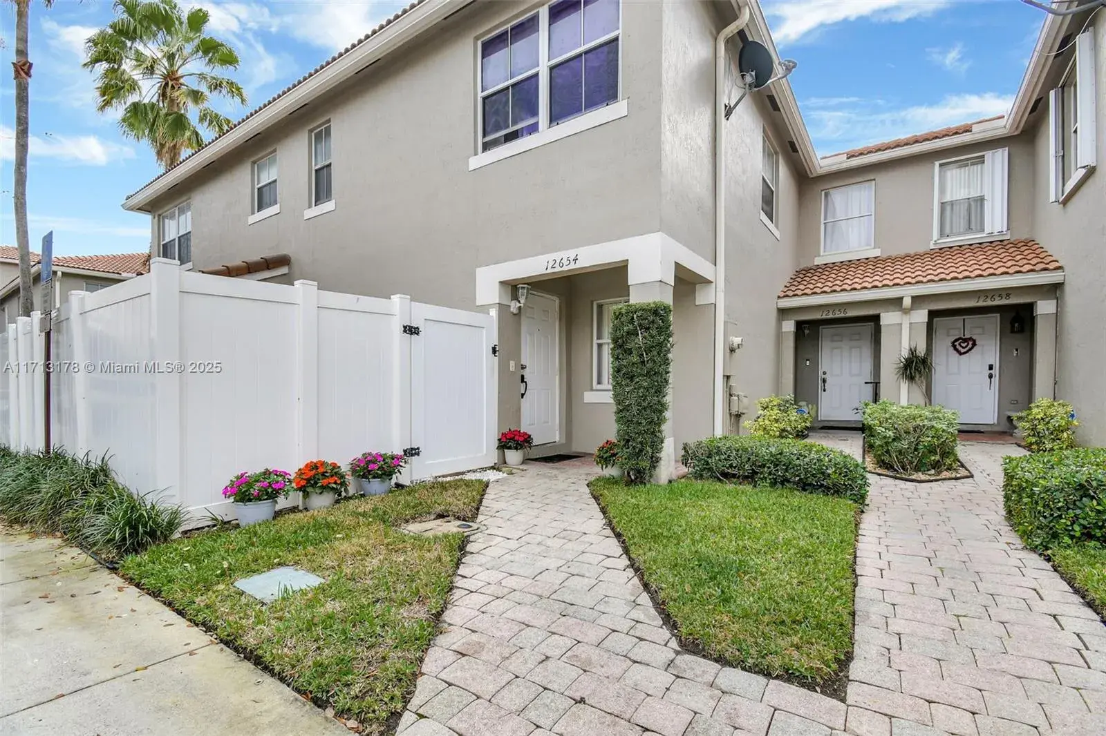 2 bedroom 2 bath Residential for sale at 12654 SW 54th St, Miramar FL 33027