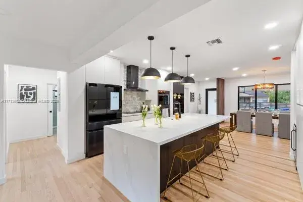 1024 SW 23rd Rd, Miami FL 33129