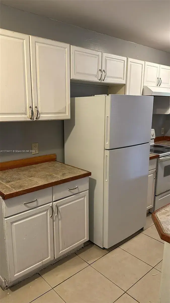 3 bedroom 2 bath Residential Lease for rent at 14250 NW 22nd Ave # 1, Opa-Locka FL 33054