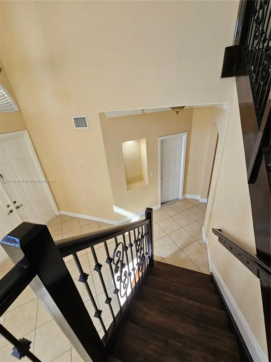 5721 SW 166th Ct, Miami FL 33193