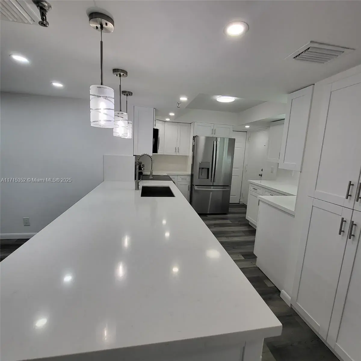 198 NW 67th St # 301, Boca Raton FL 33487