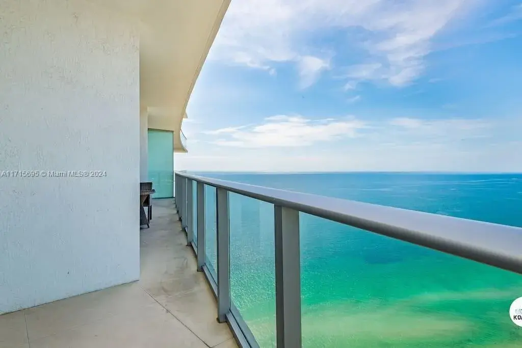 2 bedroom 2 bath Residential for sale at 4111 S Ocean Dr # 3803, Hollywood FL 33019