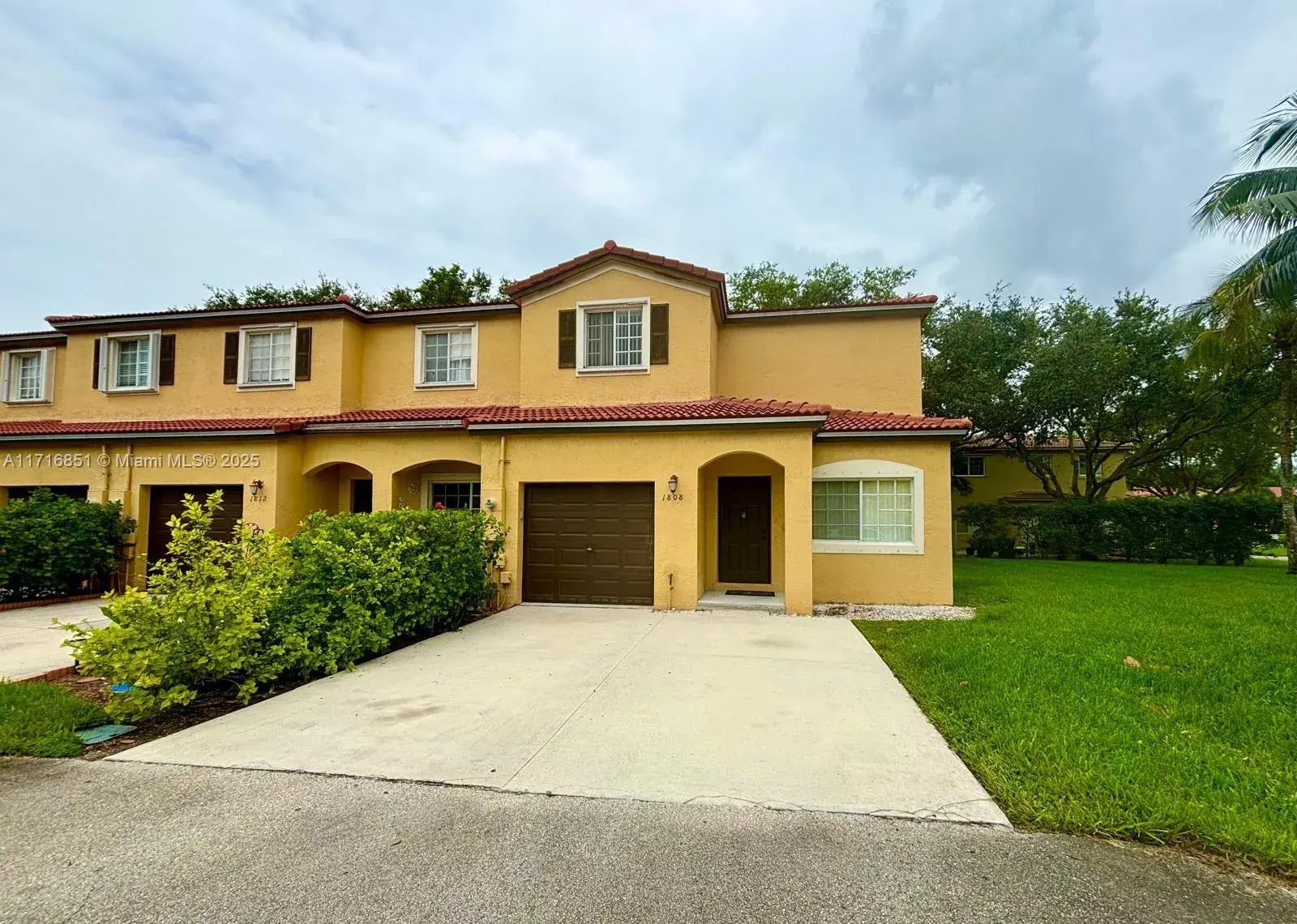 3 bedroom 2 bath Residential Lease for rent at 1808 SW 101st Ter, Miramar FL 33025