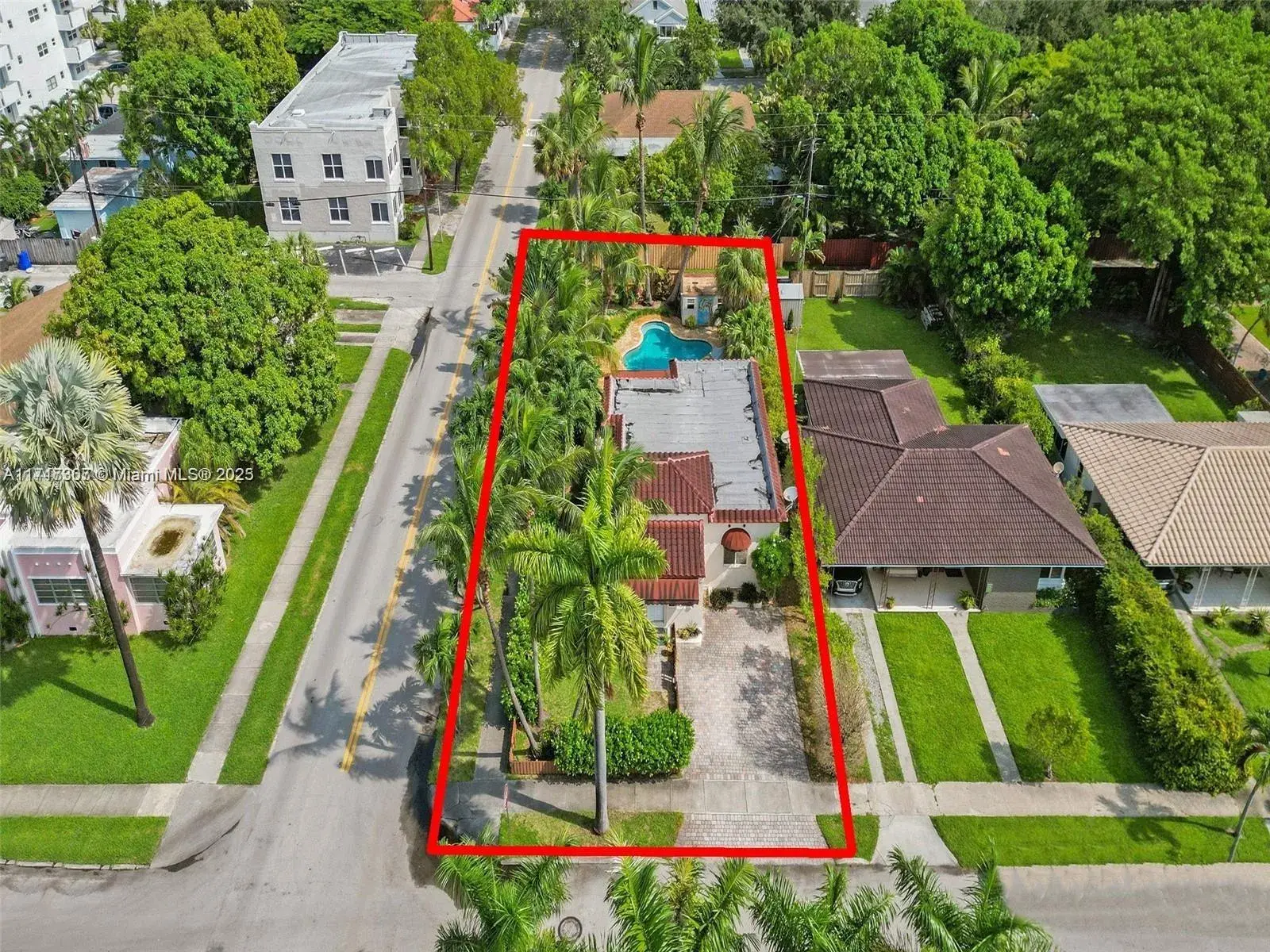 719 S 17th Ave, Hollywood FL 33020