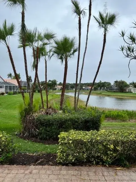 7237 Granville Ave, Boynton Beach FL 33437