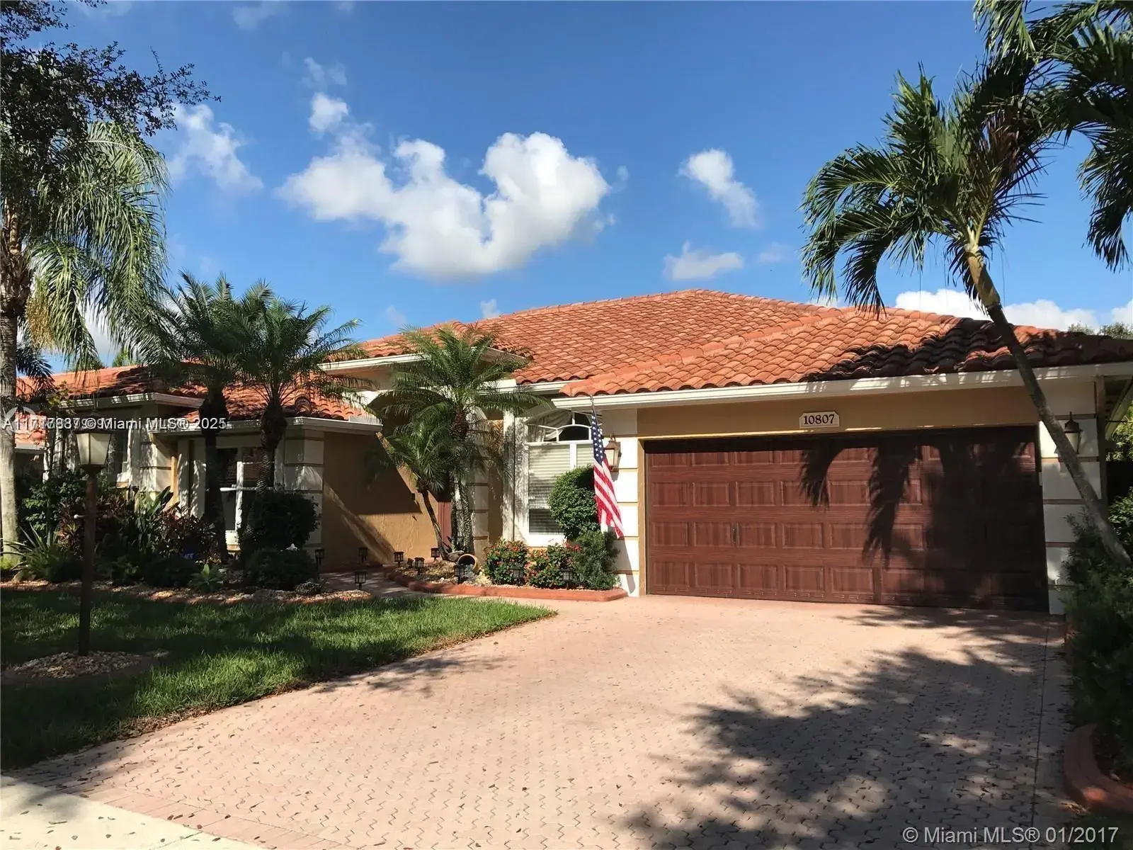 10807 Charleston Pl, Cooper City FL 33026