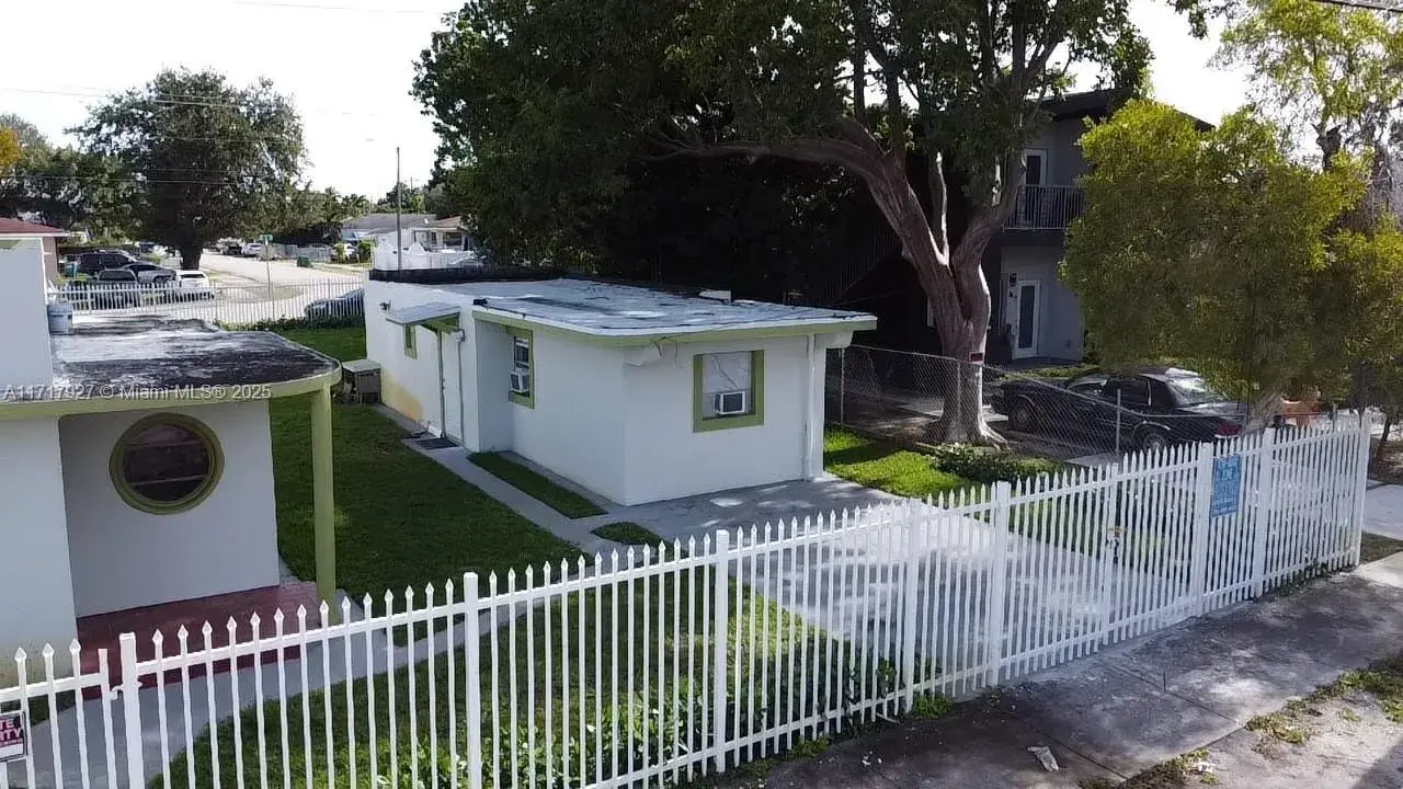 7802 NW 8th Ave # 6, Miami FL 33150