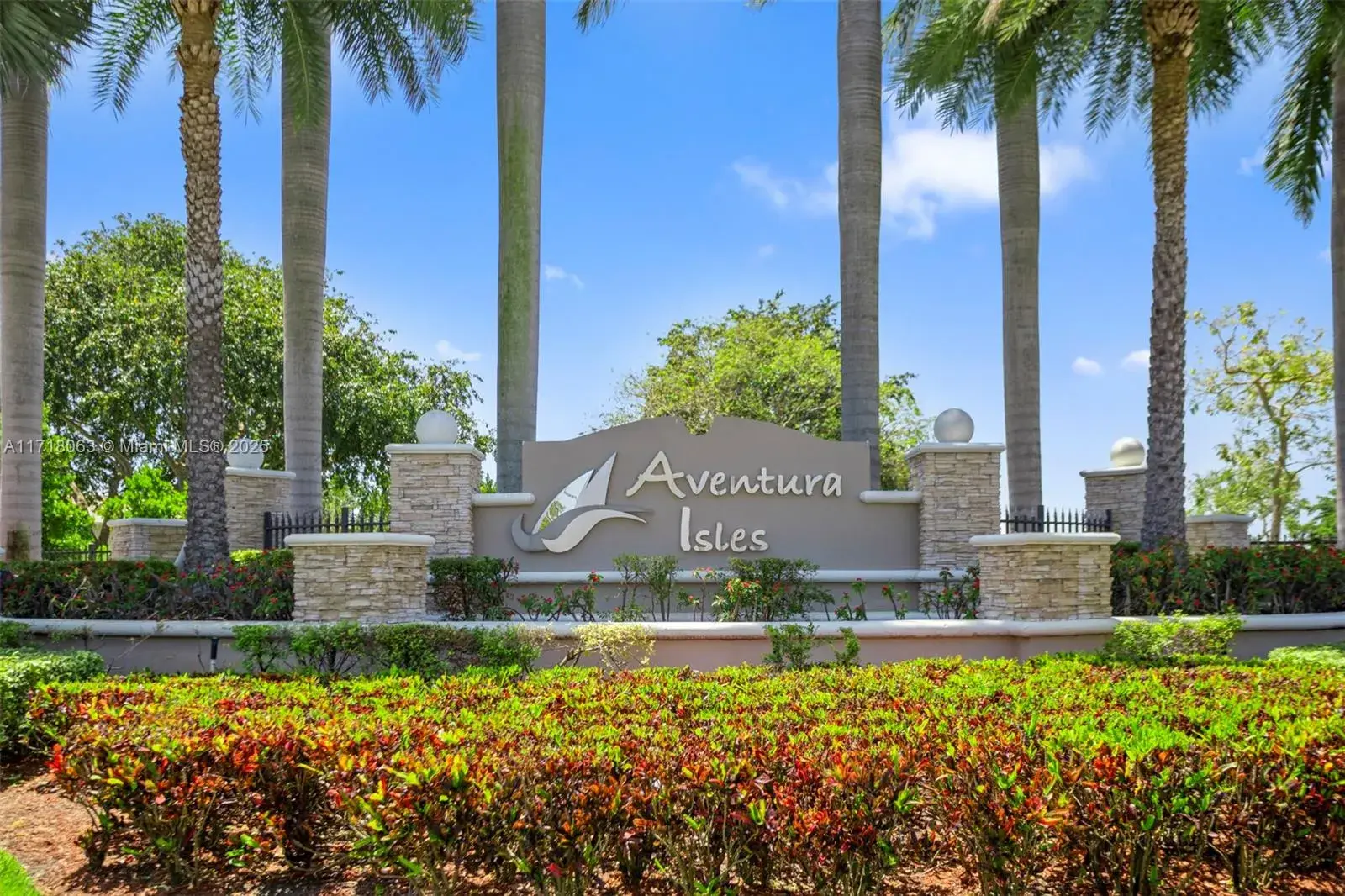 4 bedroom 2 bath Residential Lease for rent at 648 NE 191st Ter, Miami FL 33179