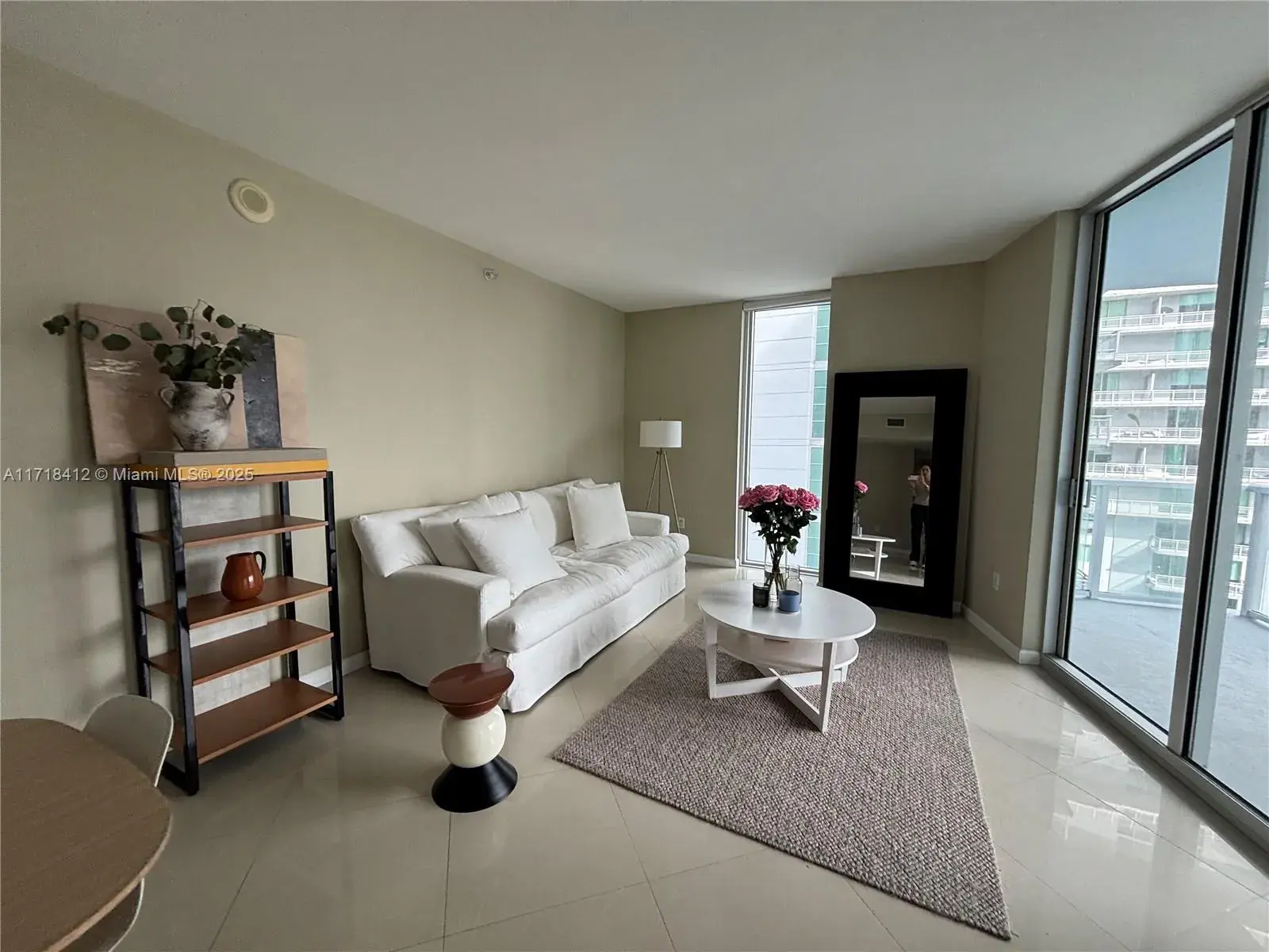 2 bedroom 2 bath Residential for sale at 185 SW 7th St # 2012, Miami FL 33130