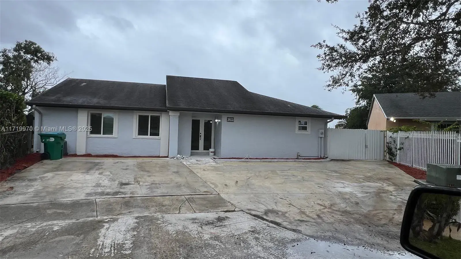 20333 SW 122nd Pl, Miami FL 33177