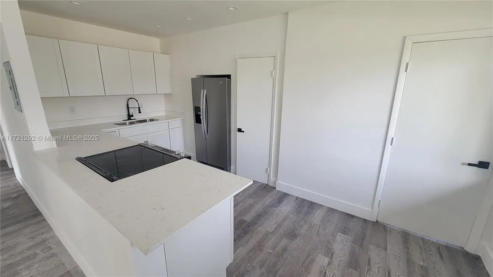 1560 NE 42nd Ct, Pompano Beach FL 33064