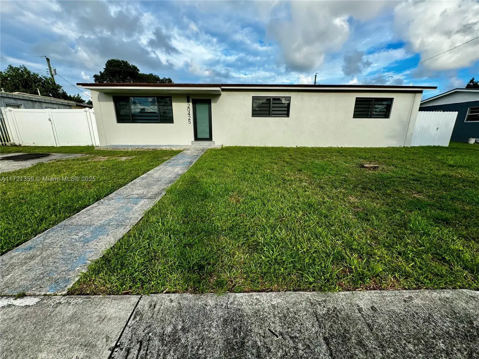 20425 NW 25th Ct, Miami Gardens FL 33056