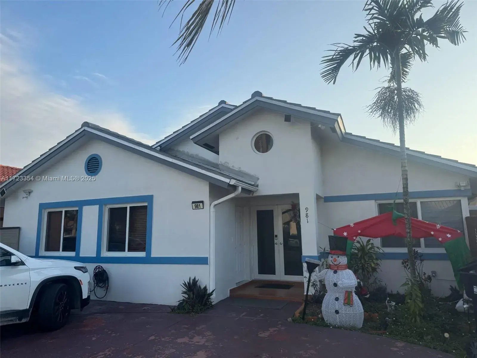4 bedroom 4 bath Residential for sale at 981 NW 134th Ave, Miami FL 33182