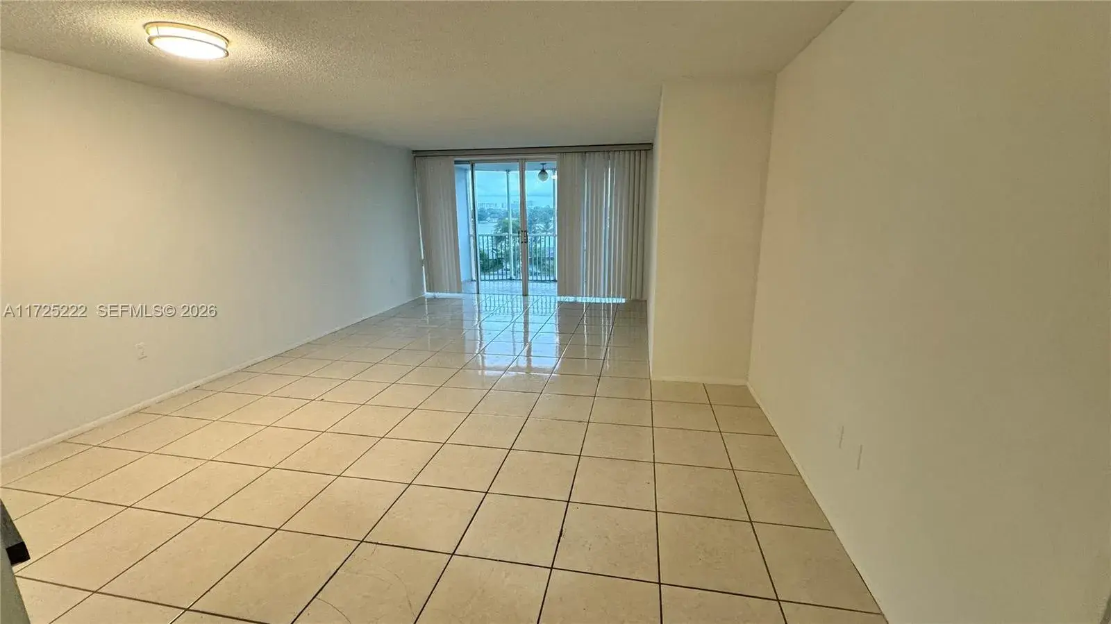 1780 NE 191st St # 609, Miami FL 33179