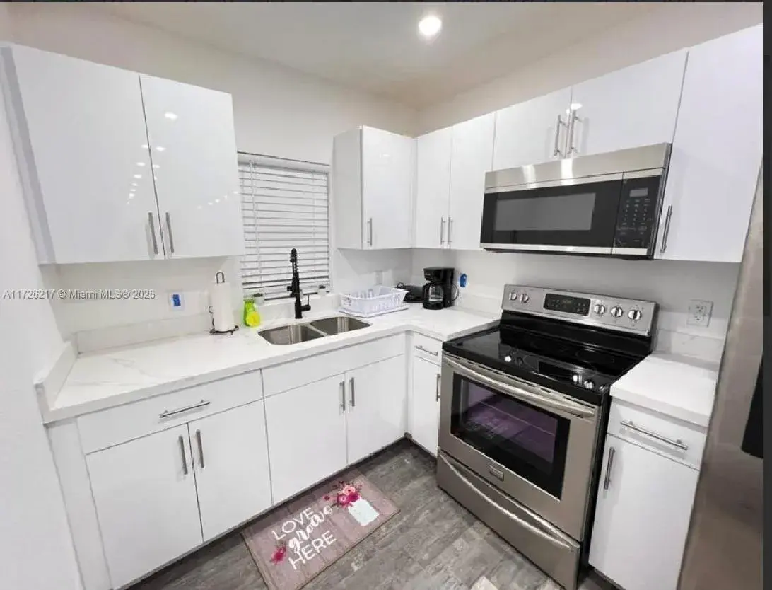1741 NW 68th Ter, Miami FL 33147 photo 3