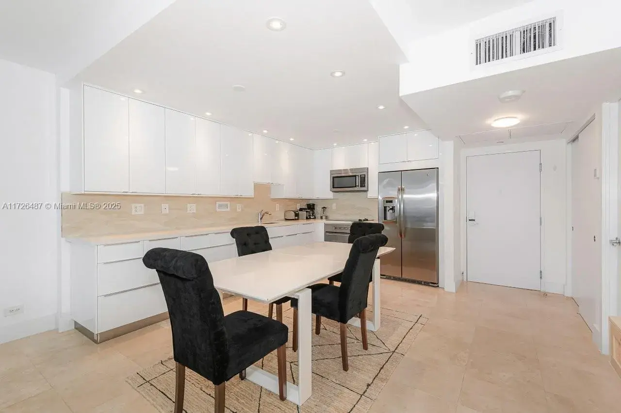 2301 Collins Ave # 1515, Miami Beach FL 33139
