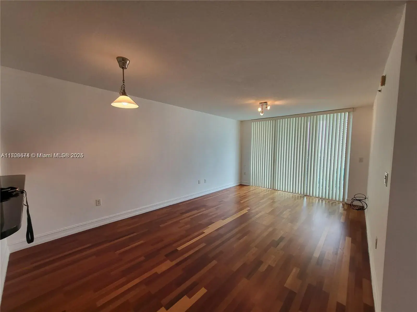 31 SE 5th St # 2409, Miami FL 33131