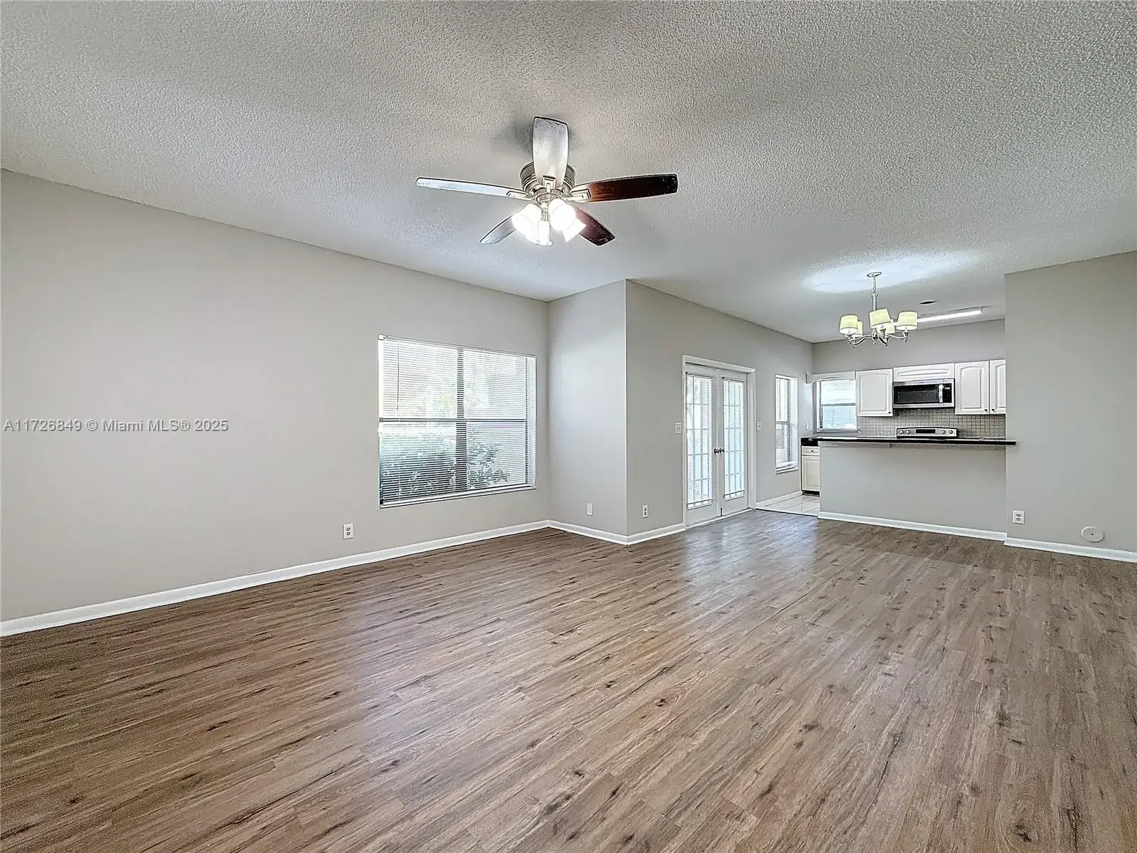 1421 Avon Ln # 107, North Lauderdale FL 33068