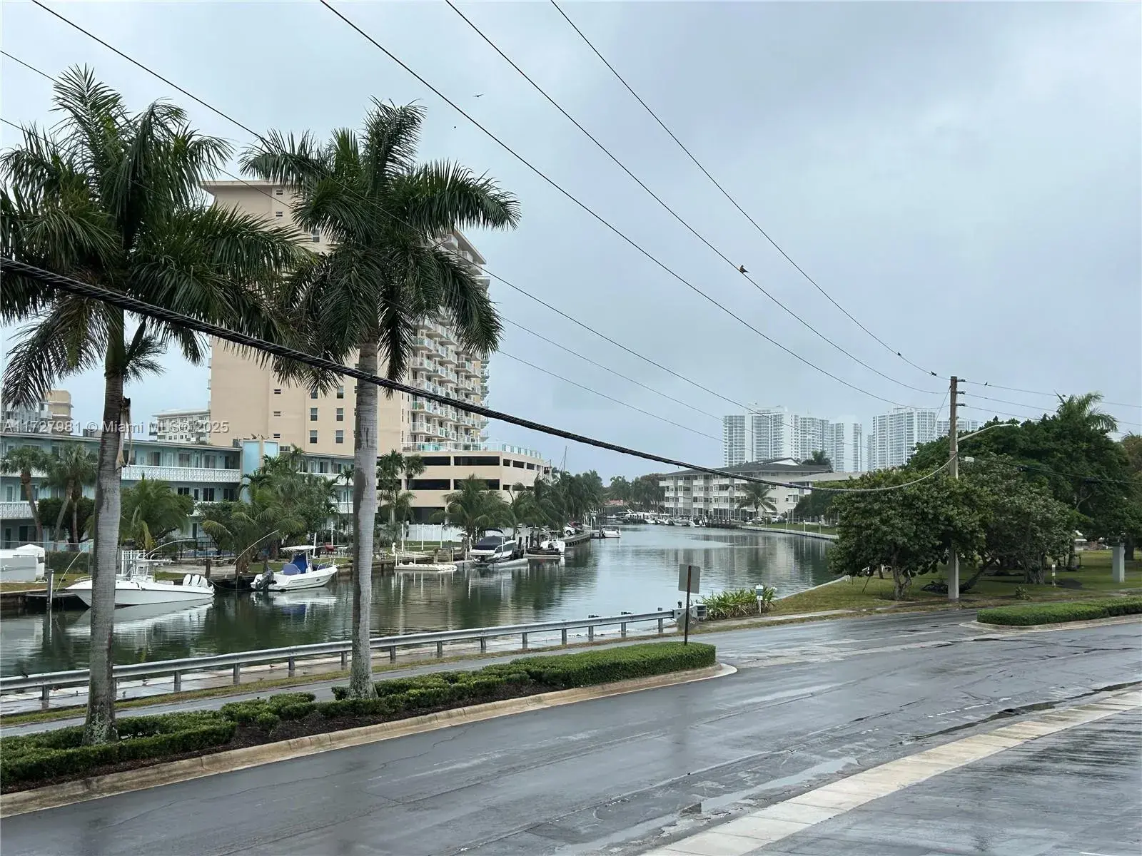 250 Layne Blvd # 213, Hallandale Beach FL 33009