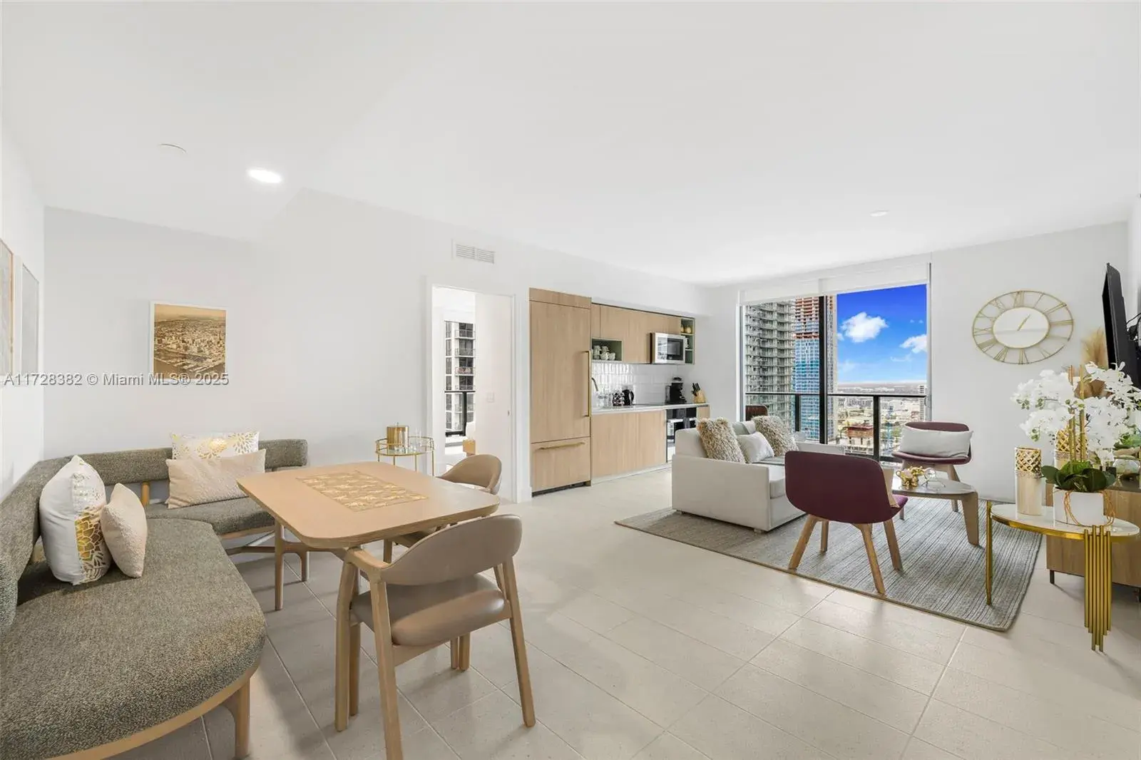 2 bedroom 2 bath Residential for sale at 601 NE 1st Ave # 3402, Miami FL 33132