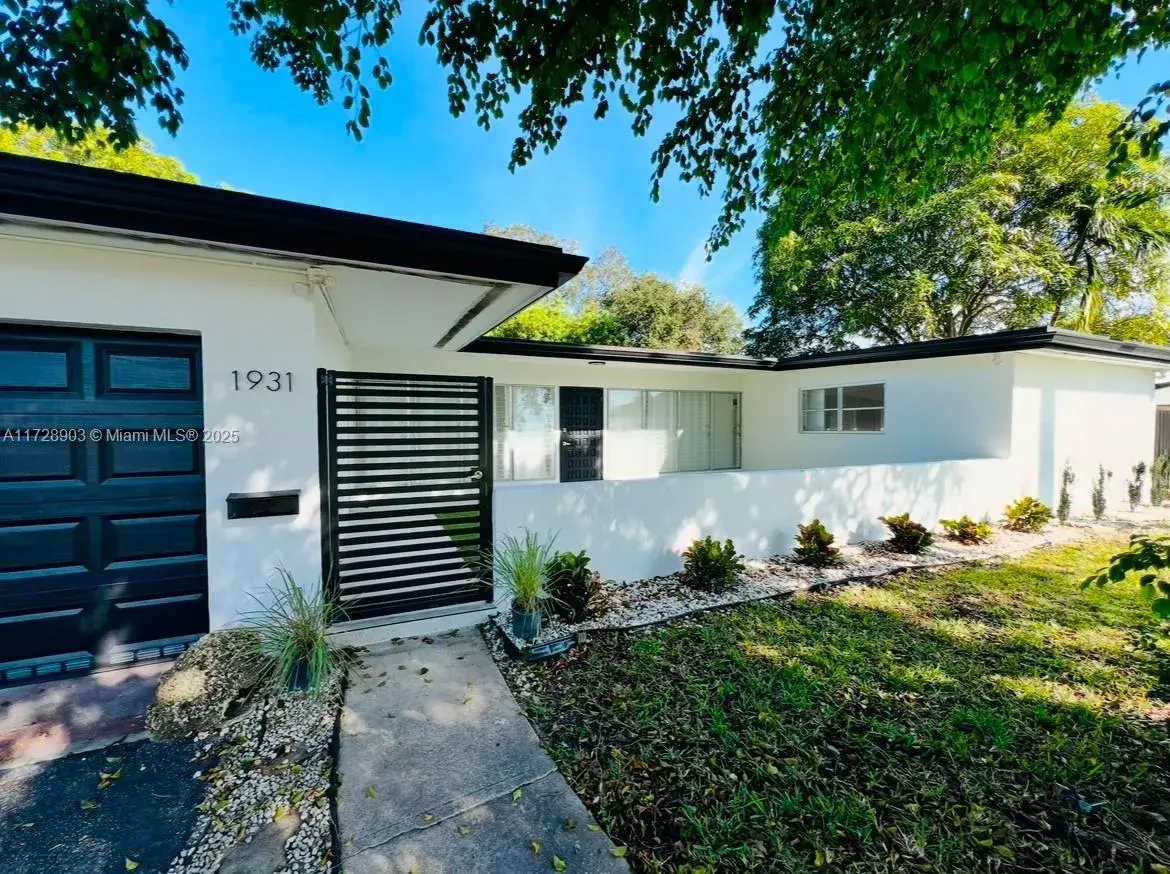 1931 NE 186th Dr, North Miami Beach FL 33179