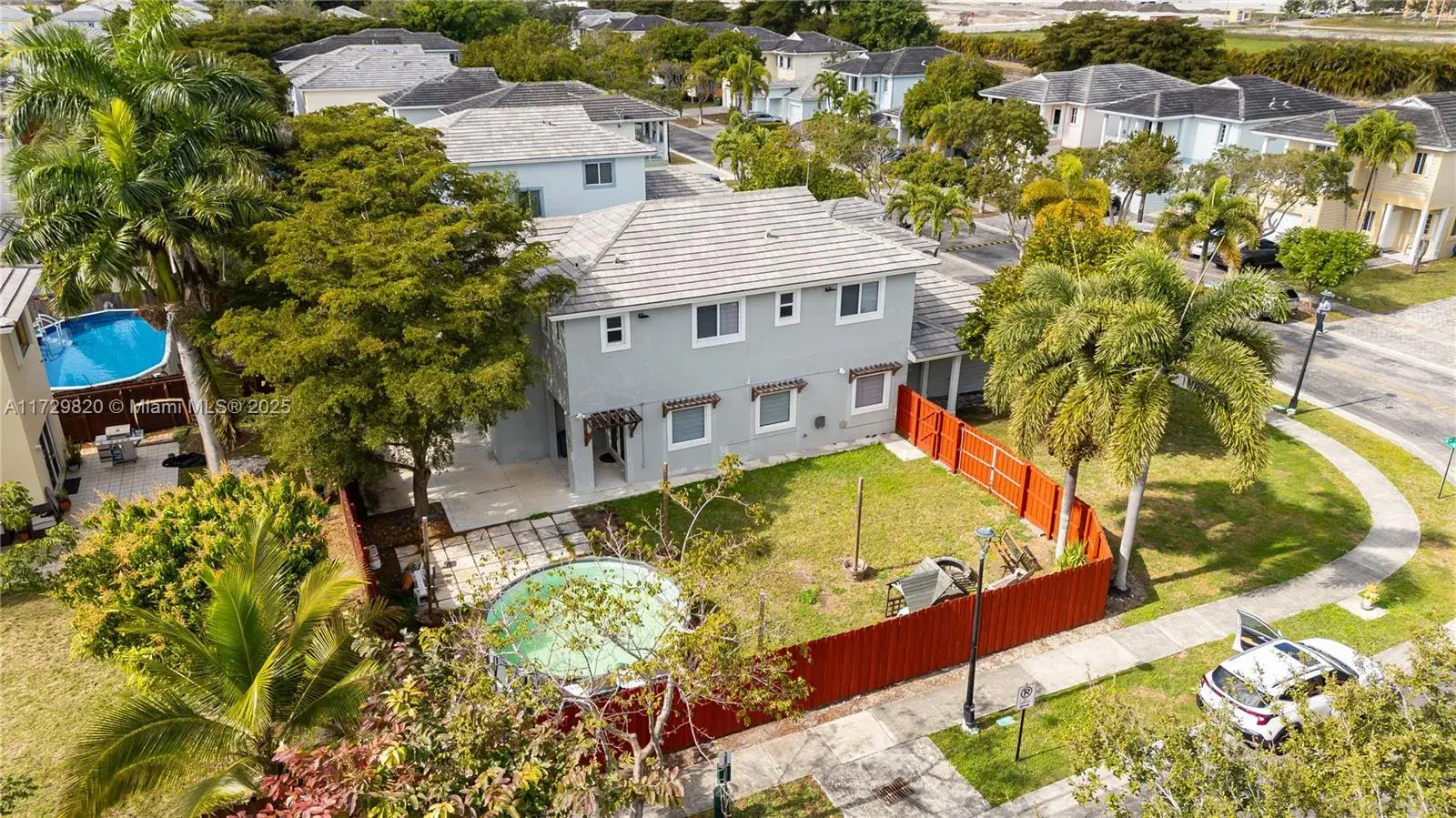 3176 NE 4th St, Homestead FL 33033