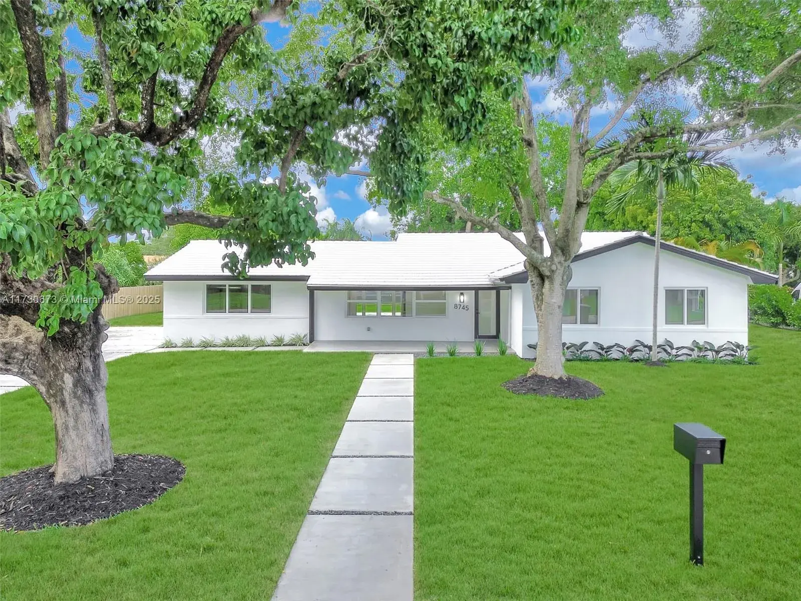 3 bedroom 2 bath Residential for sale at 8745 SW 175th St, Palmetto Bay FL 33157