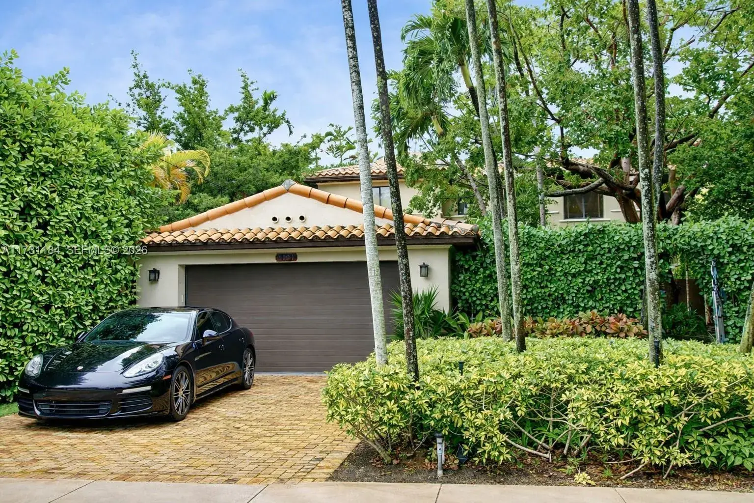 6121 La Gorce Dr, Miami Beach FL 33140