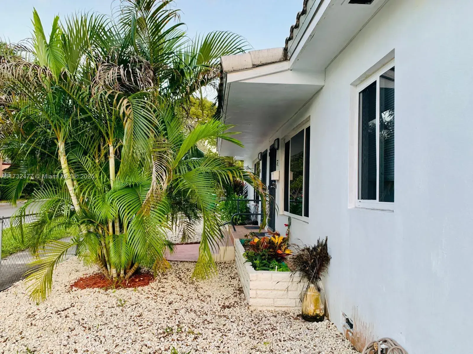 2 NE 45th St, Miami FL 33137