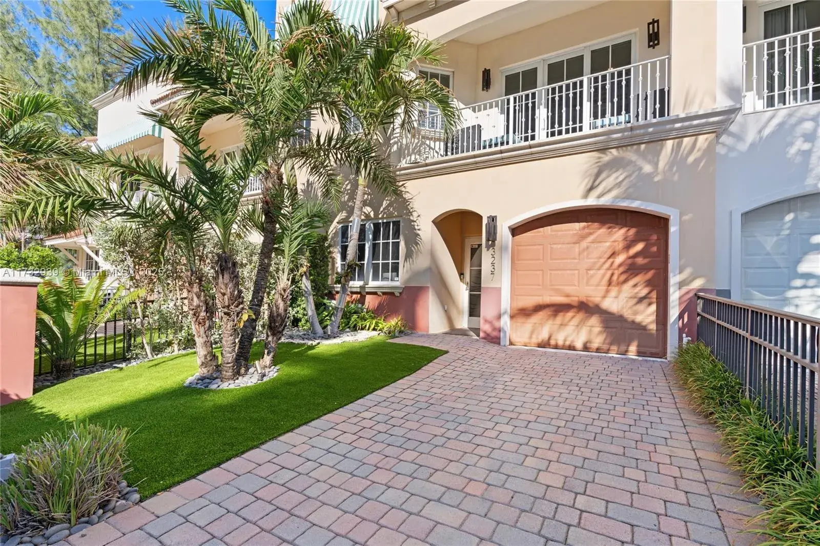 3 bedroom 2 bath Residential for sale at 3237 NE 5th St, Pompano Beach FL 33062