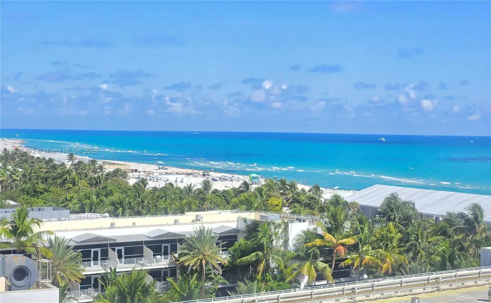 1 bath Residential for sale at 100 Lincoln Rd # 931, Miami Beach FL 33139