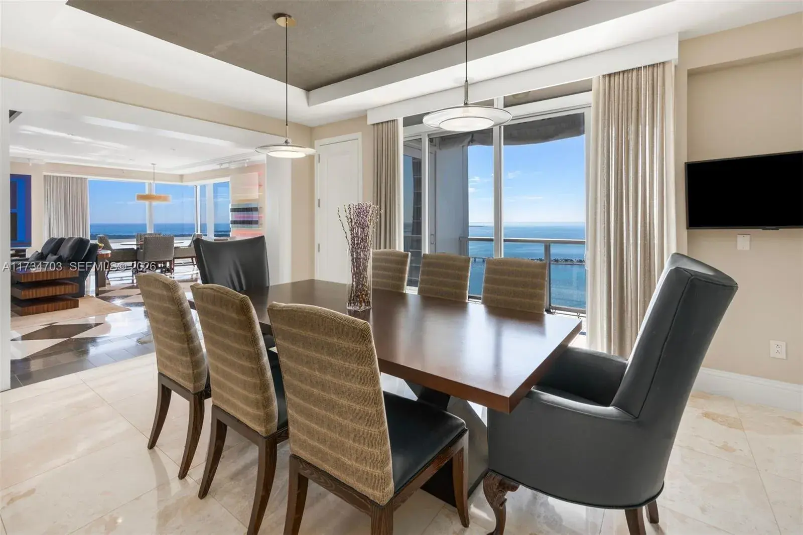 1425 Brickell Ave, Miami FL 33131