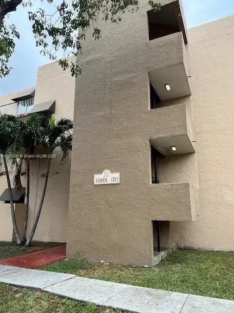 10801 SW 109th Ct # D414, Miami FL 33176