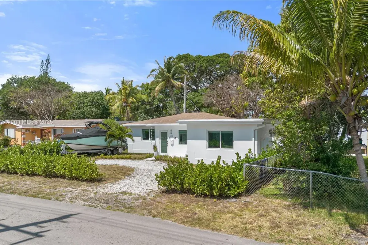 1410 S 22nd Ave, Hollywood FL 33020