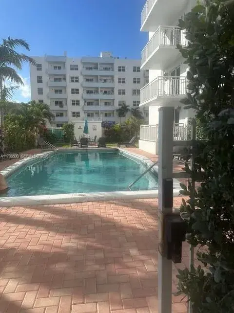 2 bedroom 1 bath Residential for sale at 200 S Birch Rd # 1015, Fort Lauderdale FL 33316